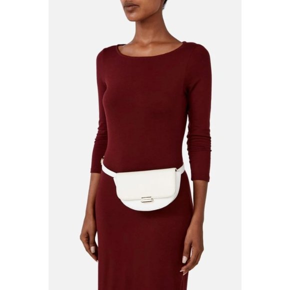 JUST FAB Get up and Go Belt Bag White/Cream - Picture 3 of 6